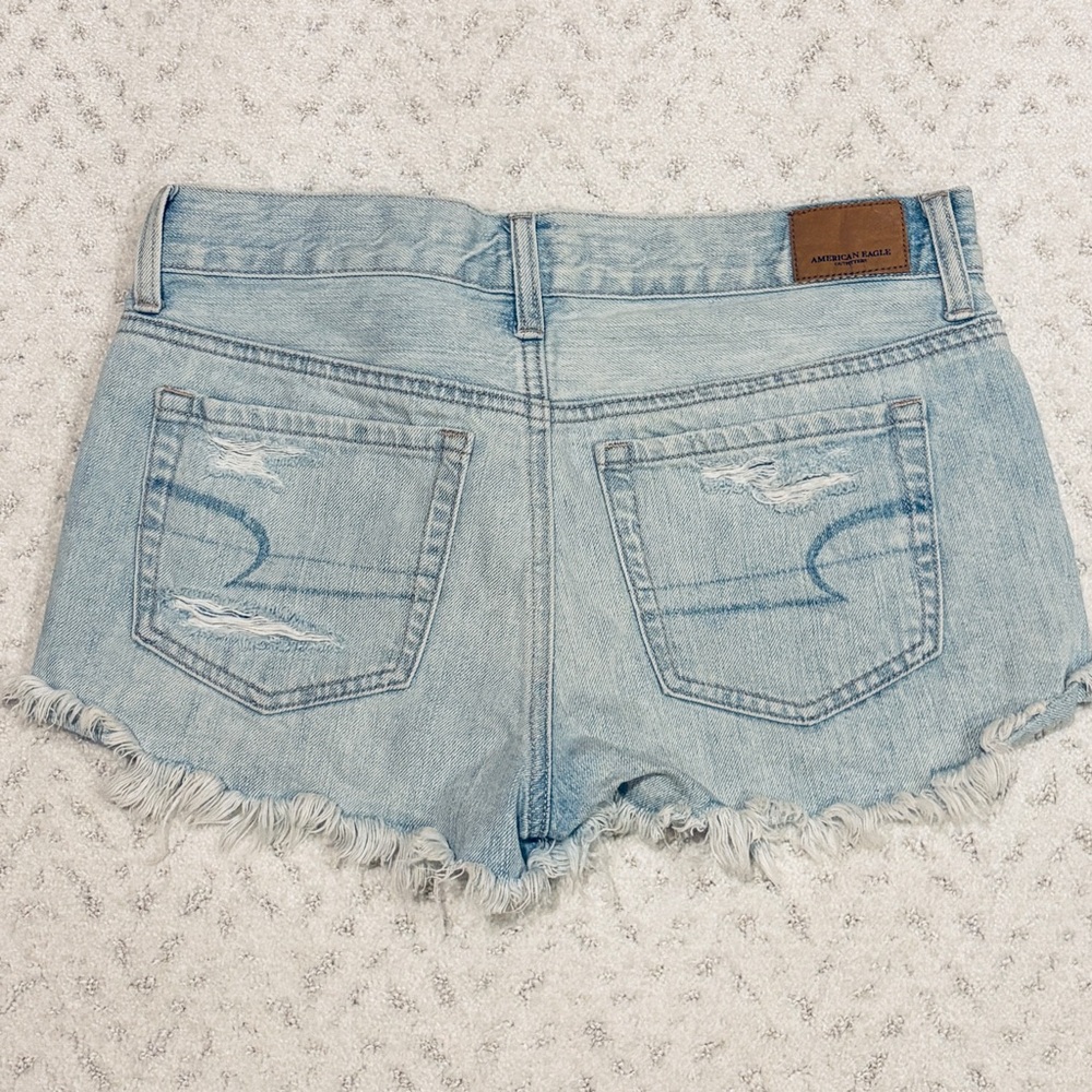 American Eagle Tom Girl Shortie Distressed Denim Shorts Button Fly Womens Size 4 - Picture 3 of 11